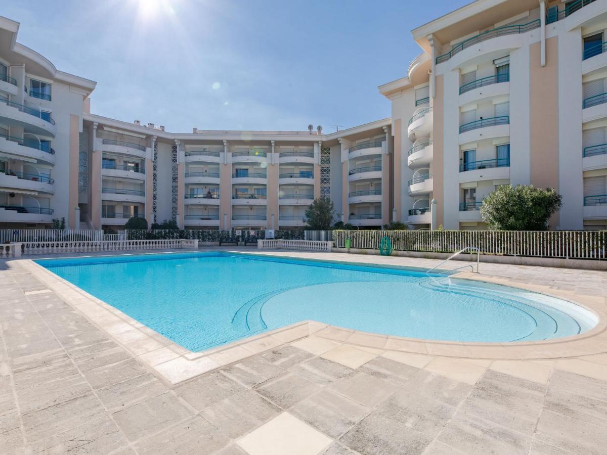 Apartment Le Borghese Fréjus Extérieur photo