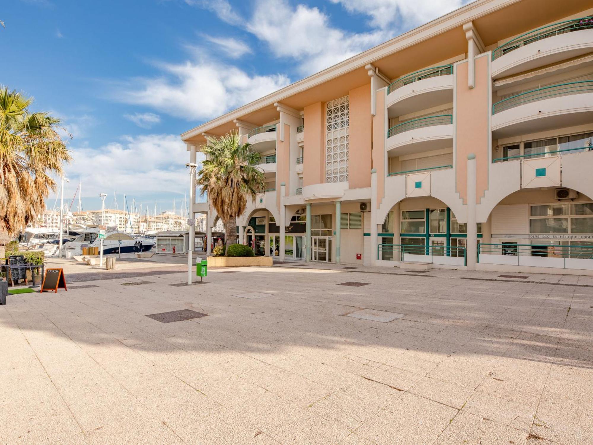 Apartment Le Borghese Fréjus Extérieur photo
